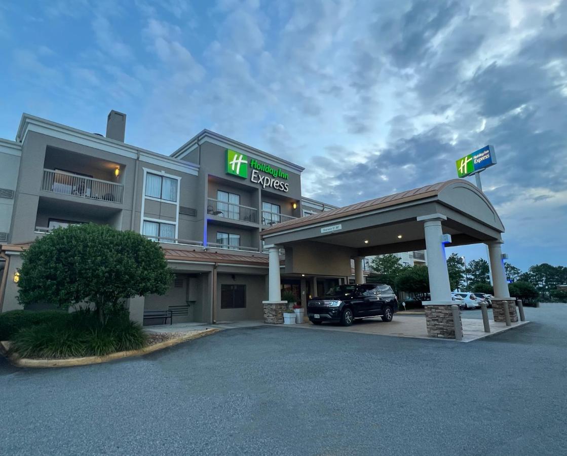 Express By Ihg Hotel Tifton