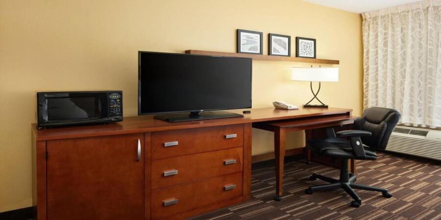 Express By Ihg 3*