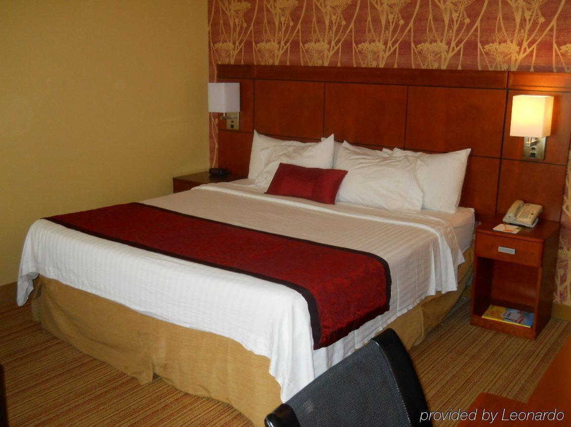 Express By Ihg Hotel Tifton